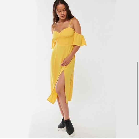 Urban Outfitters Boardwalk Cold Shoulder Midi Dress - Picture 5 of 13